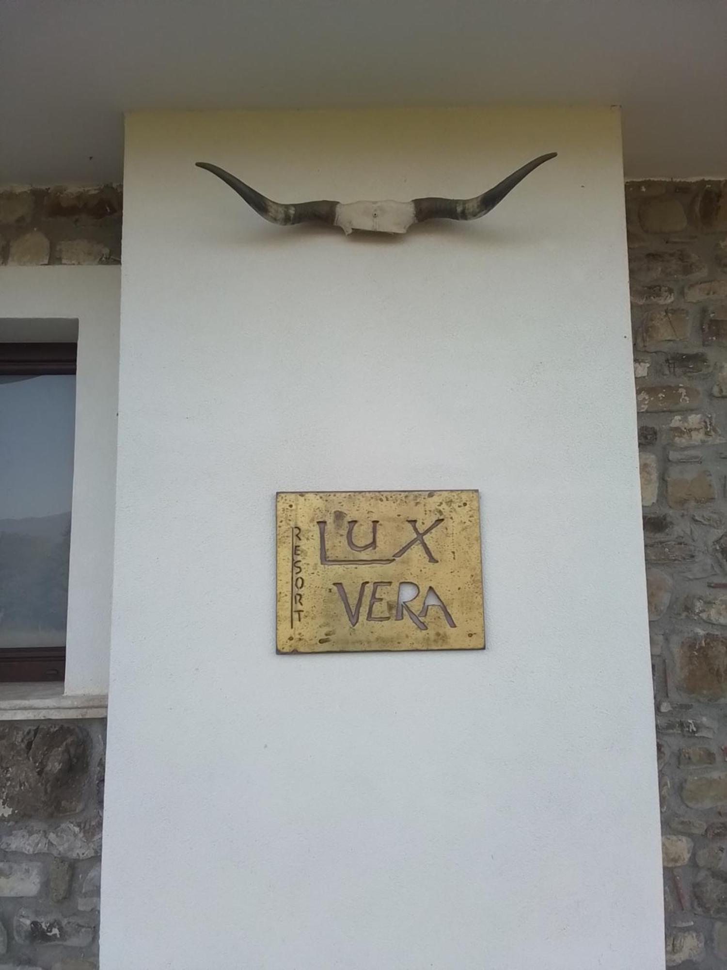 Lux Vera B & B 阿格罗波利 外观 照片